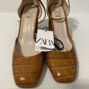 Zara Leather Pumps Shoes  Size US 10